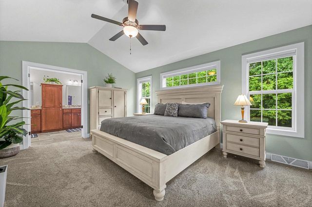 1809 Coldwater Creek DRIVE, Waukesha, WI 53188