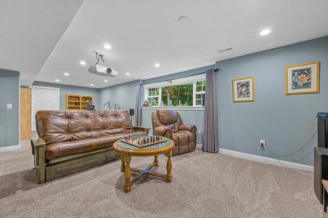 1809 Coldwater Creek DRIVE, Waukesha, WI 53188