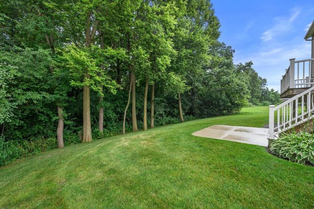 1809 Coldwater Creek DRIVE, Waukesha, WI 53188