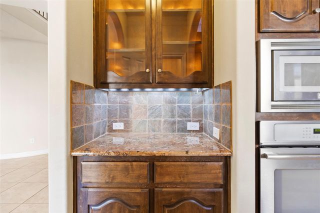 2446 W Bramlet Drive, Conroe, TX 77304