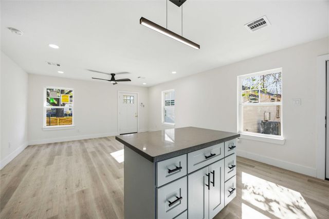 1503 Cavalcade Street 1-2, Houston, TX 77009