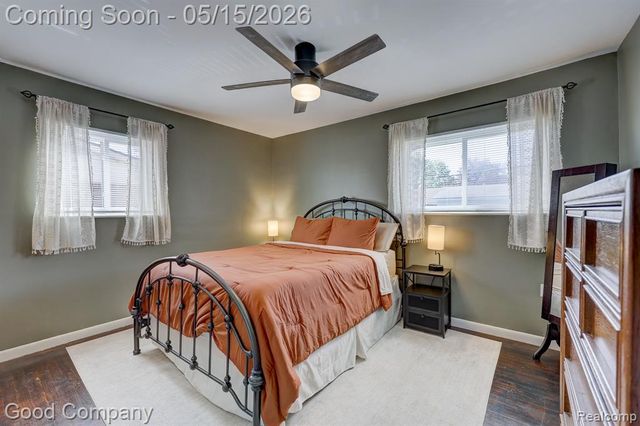 24819 Currier Street, Dearborn Heights, MI 48125