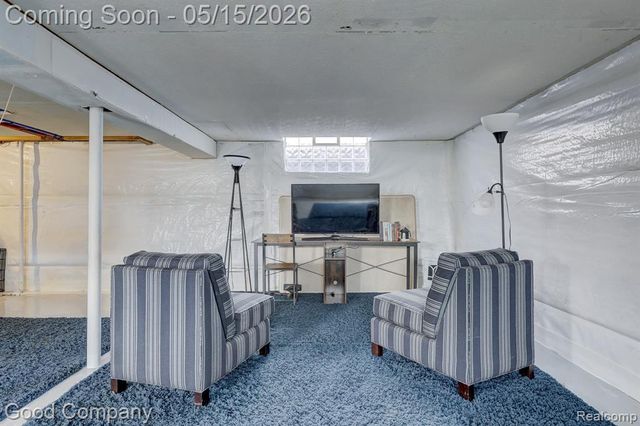 24819 Currier Street, Dearborn Heights, MI 48125