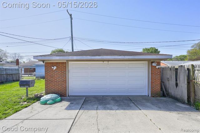 24819 Currier Street, Dearborn Heights, MI 48125