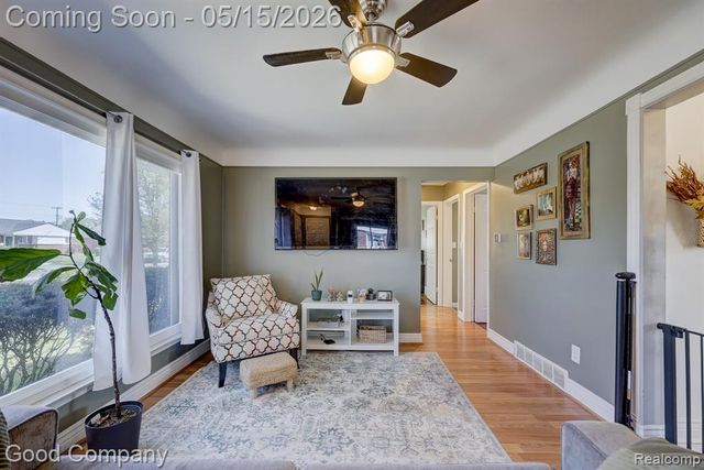 24819 Currier Street, Dearborn Heights, MI 48125