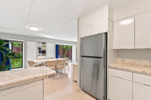 55 Tall Oaks Drive L8, Weymouth, MA 02190