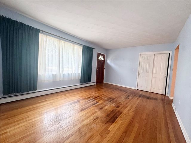 11 Cottrell Street, Auburn, NY 13021