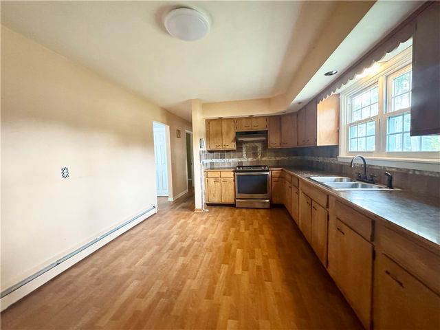 11 Cottrell Street, Auburn, NY 13021