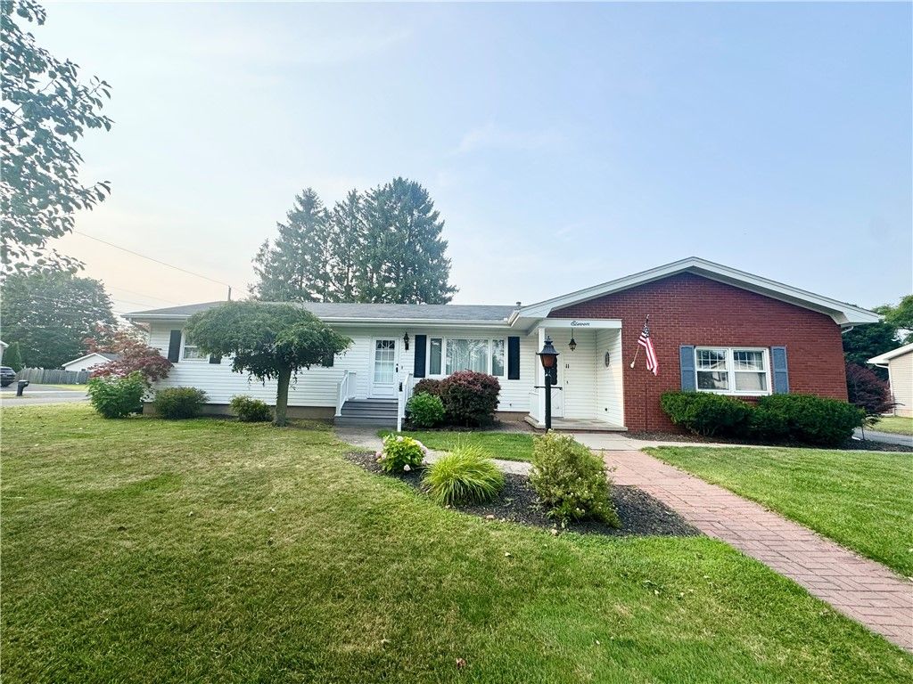 11 Cottrell Street, Auburn, NY 13021