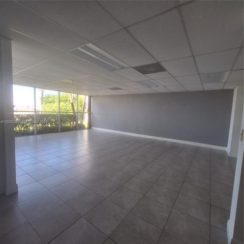 14250 SW 136th Street 4, Miami, FL 33186