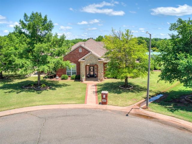 3508 Stratford Place, Moore, OK 74160