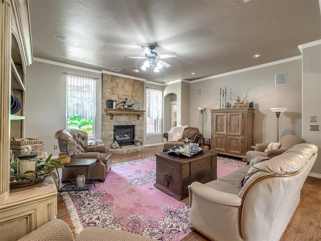 3508 Stratford Place, Moore, OK 74160