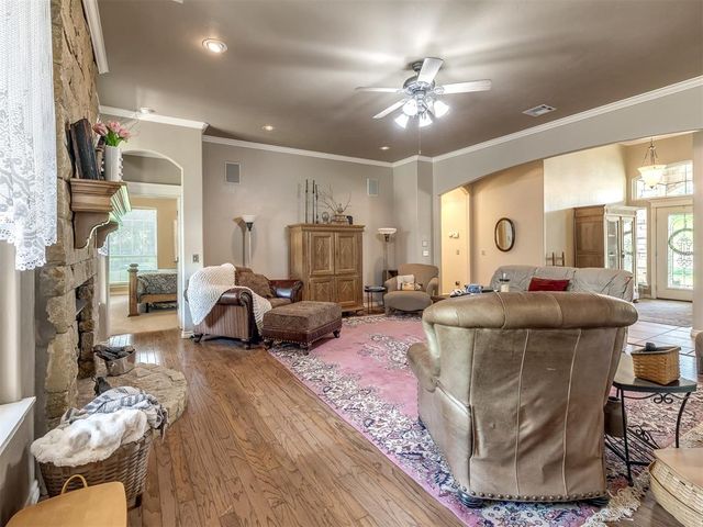 3508 Stratford Place, Moore, OK 74160