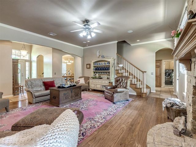 3508 Stratford Place, Moore, OK 74160