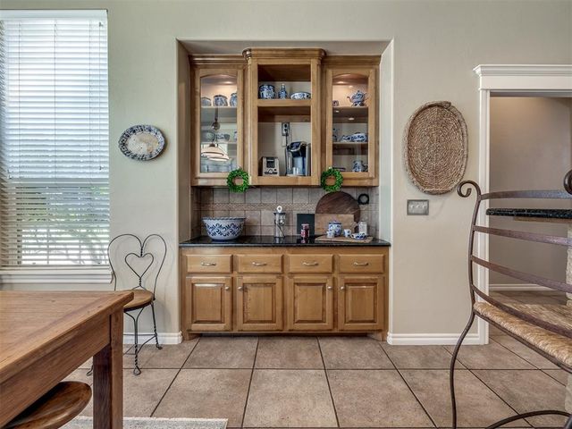 3508 Stratford Place, Moore, OK 74160