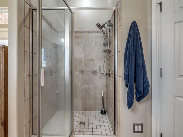 3508 Stratford Place, Moore, OK 74160