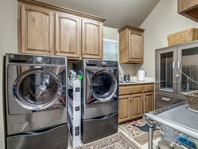 3508 Stratford Place, Moore, OK 74160