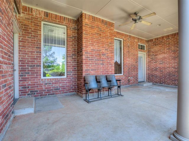 3508 Stratford Place, Moore, OK 74160