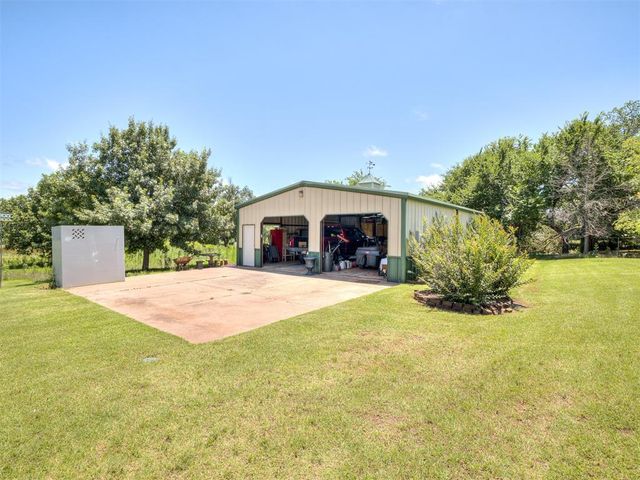 3508 Stratford Place, Moore, OK 74160