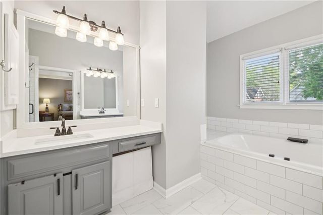 1192 Brookhaven Glen NE, Atlanta, GA 30319