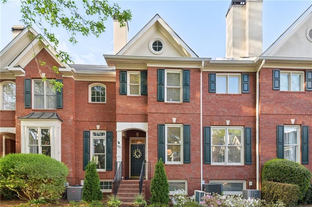 1192 Brookhaven Glen NE, Atlanta, GA 30319