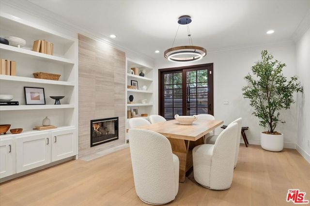 850 N Croft Avenue 104, Los Angeles, CA 90069