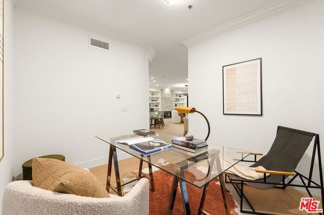850 N Croft Avenue 104, Los Angeles, CA 90069