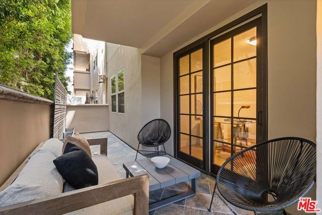 850 N Croft Avenue 104, Los Angeles, CA 90069
