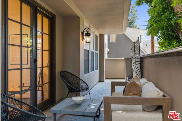 850 N Croft Avenue 104, Los Angeles, CA 90069