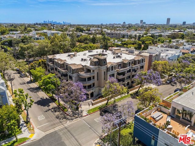 850 N Croft Avenue 104, Los Angeles, CA 90069