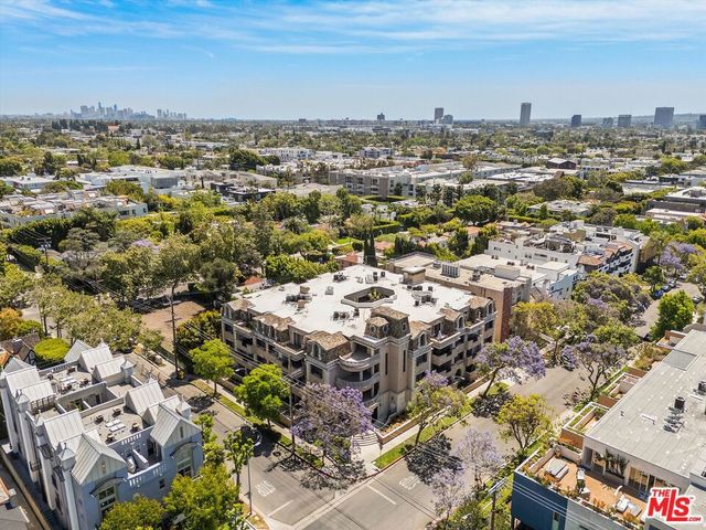850 N Croft Avenue 104, Los Angeles, CA 90069