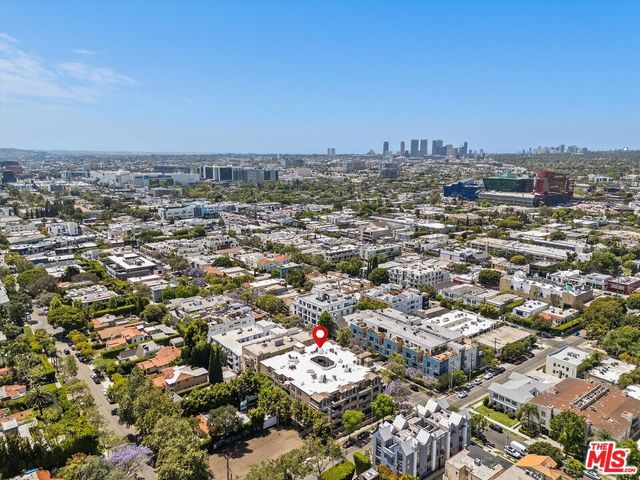 850 N Croft Avenue 104, Los Angeles, CA 90069