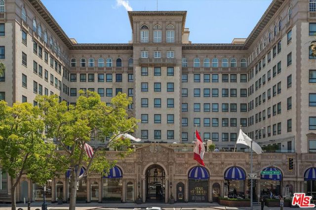 850 N Croft Avenue 104, Los Angeles, CA 90069