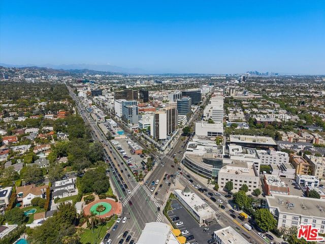 850 N Croft Avenue 104, Los Angeles, CA 90069