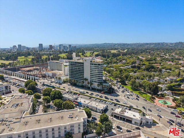 850 N Croft Avenue 104, Los Angeles, CA 90069