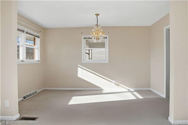 4 Snidow BLVD, Newport News, VA 23608