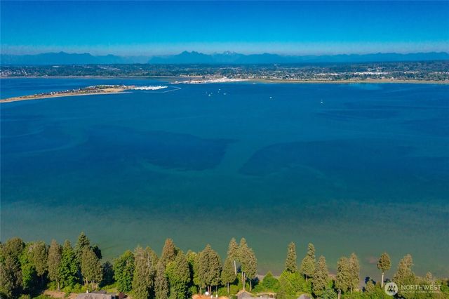 5522 Puffin Place, Blaine, WA 98230