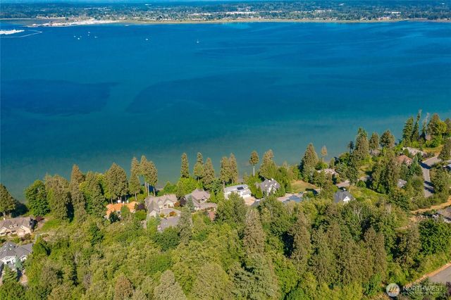 5522 Puffin Place, Blaine, WA 98230