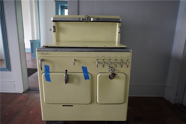 608 West 27th Street, Bryan, TX 77803