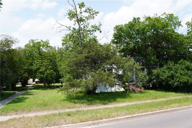 608 West 27th Street, Bryan, TX 77803
