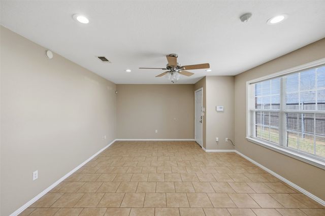 2803 Wayside Avenue, Fort Worth, TX 76110