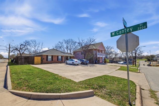 2803 Wayside Avenue, Fort Worth, TX 76110