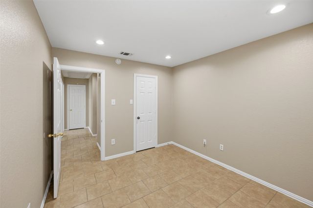 2803 Wayside Avenue, Fort Worth, TX 76110