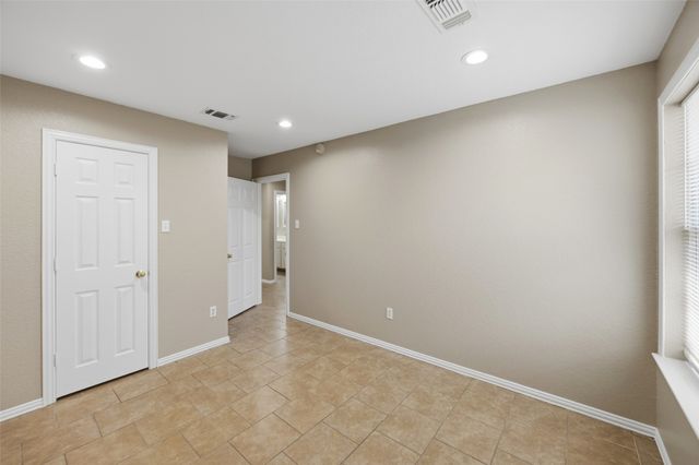 2803 Wayside Avenue, Fort Worth, TX 76110