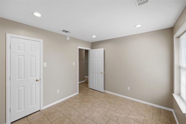 2803 Wayside Avenue, Fort Worth, TX 76110