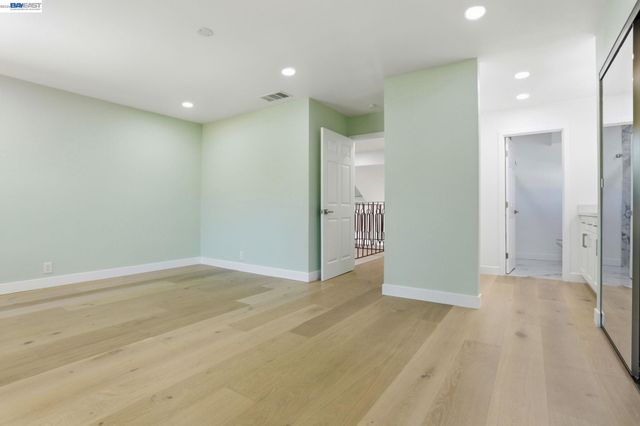 124 Erin Dr, Vallejo, CA 94589