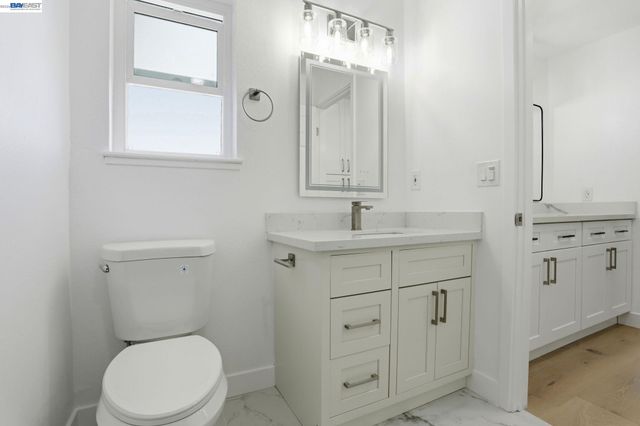 124 Erin Dr, Vallejo, CA 94589