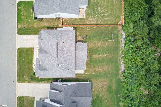 183 Fenwick Drive, Woodruff, SC 29388