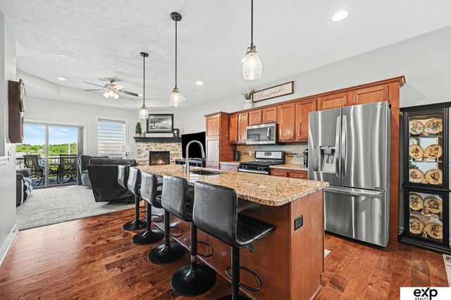 7016 N 154 Street, Bennington, NE 68007