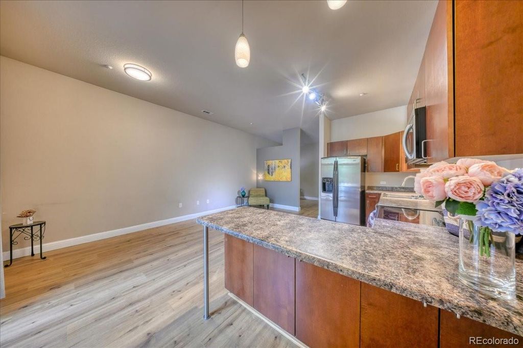 Image 5 of property listing at 5401 S Park Terrace Avenue 107A, Greenwood Village, CO 80111